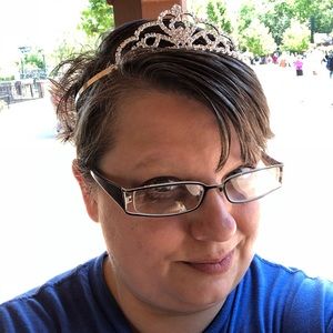 Meet your Posher, Melissa